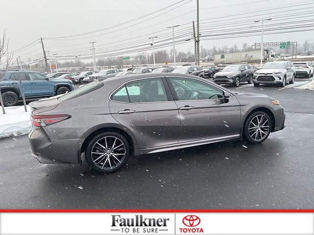 Certified 2024 Toyota Camry SE image 7