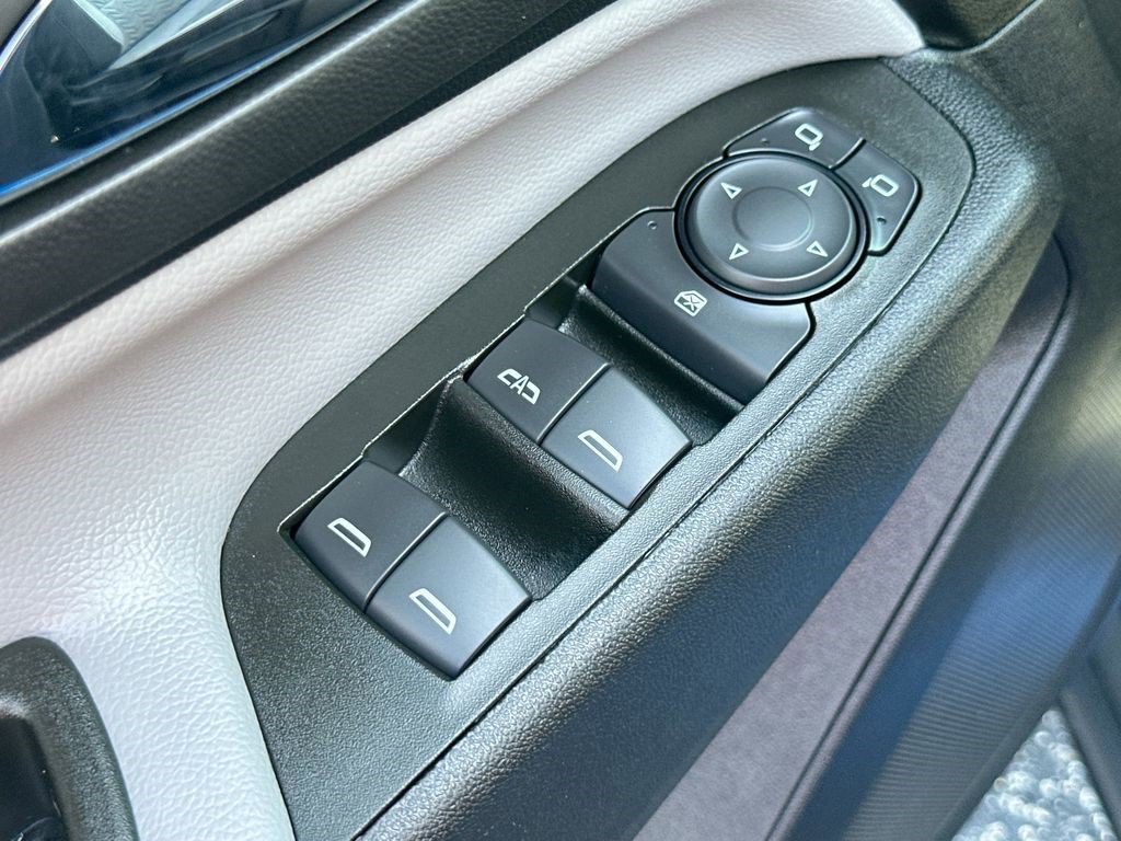 Certified 2024 Chevrolet Equinox LS FWD image 18