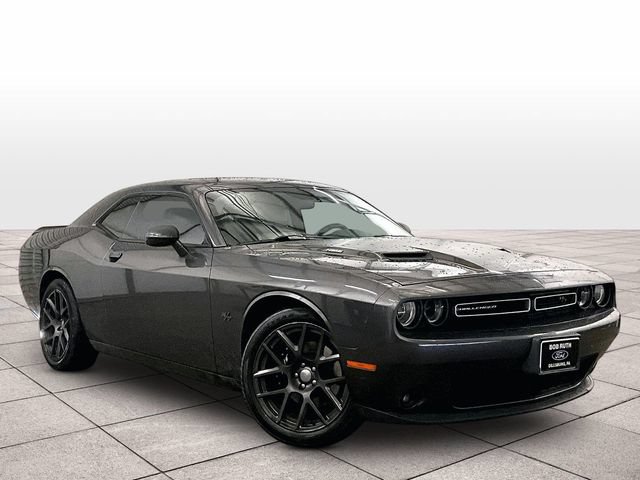 Used 2016 Dodge Challenger R/T Plus RWD image 2