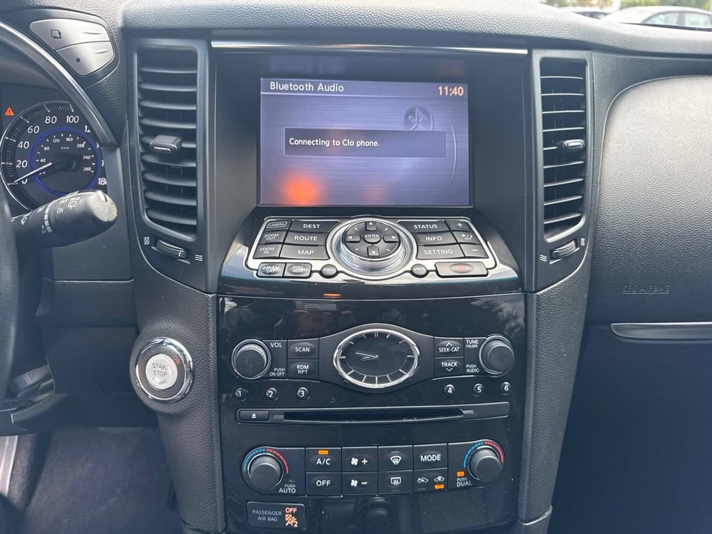 Used 2017 INFINITI QX70 2WD w/ Premium Package image 12