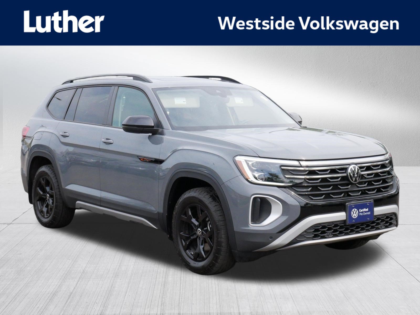 Certified 2024 Volkswagen Atlas Peak Edition SEL AWD/4WD image 1