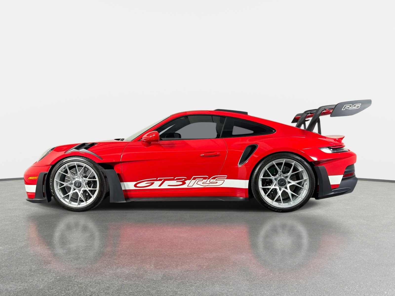 Used 2025 Porsche 911 GT3 RS RWD image 6
