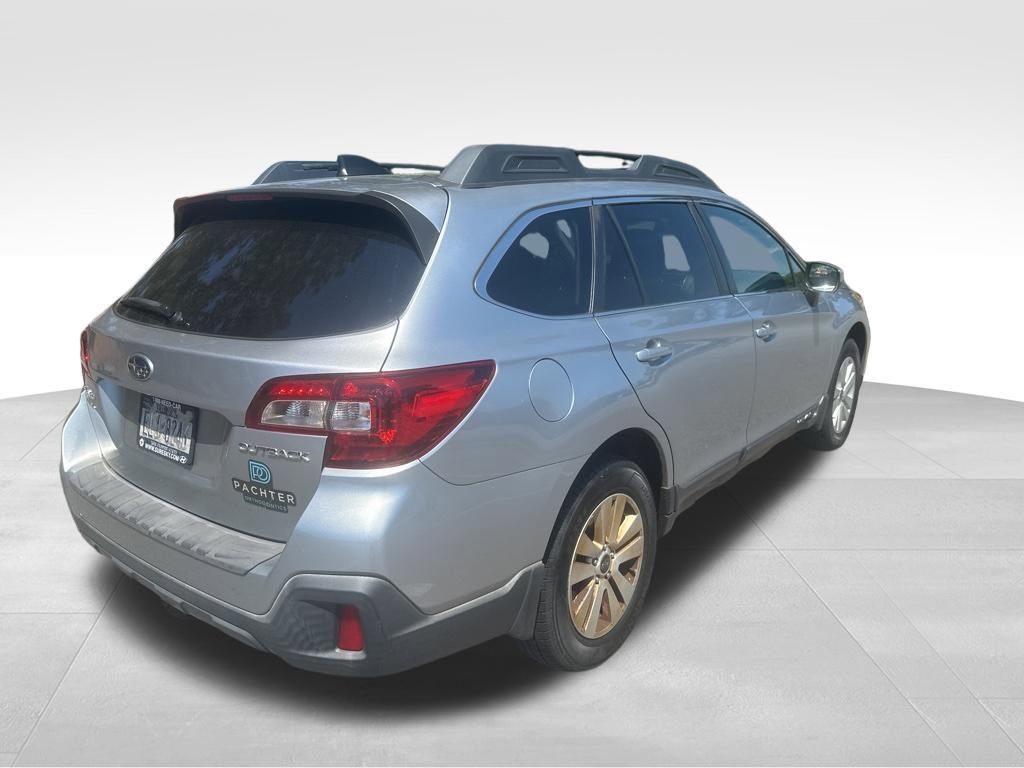 Used 2018 Subaru Outback 2.5i Premium AWD/4WD image 22
