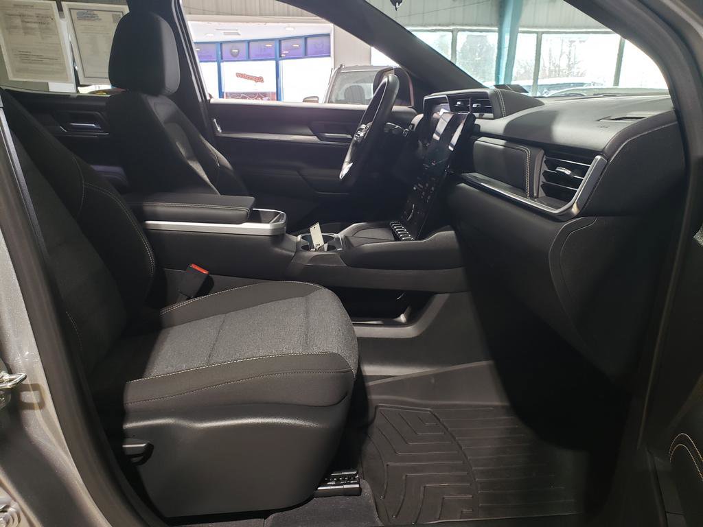 Used 2026 GMC Terrain Elevation image 17