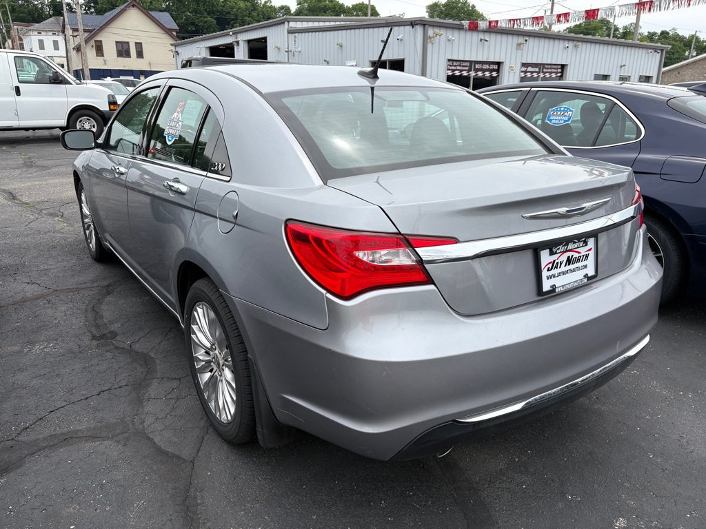 Used 2013 Chrysler 200 Limited w/ Sun/Sound Group FWD image 4