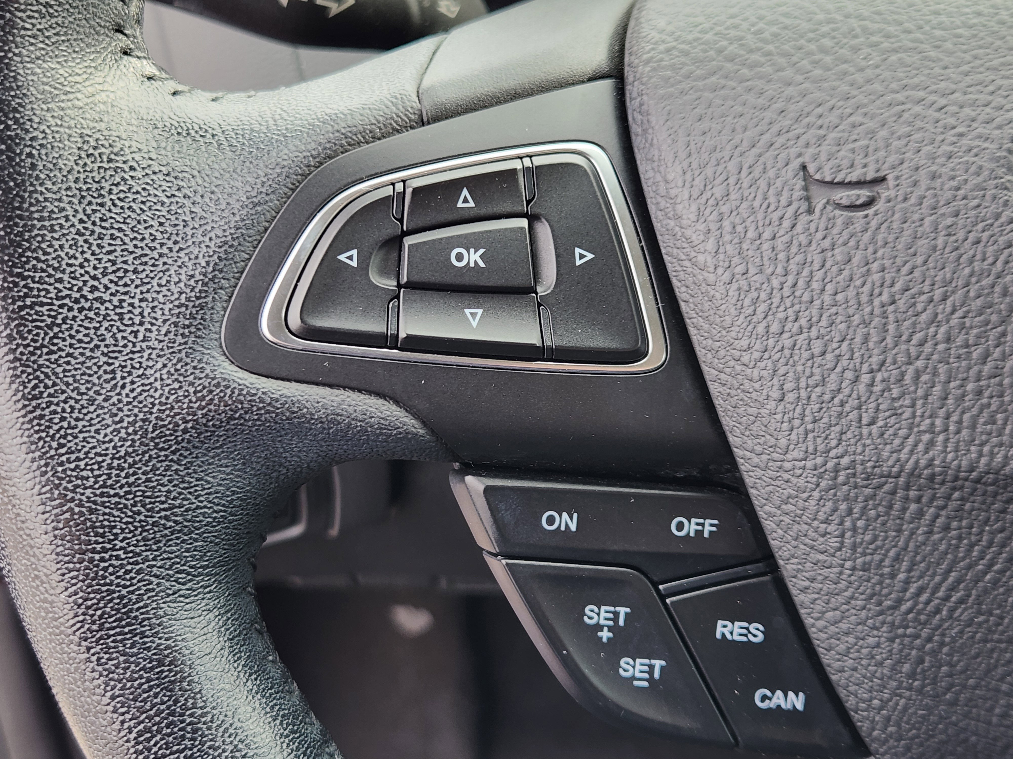 Used 2017 Ford Focus SE image 22