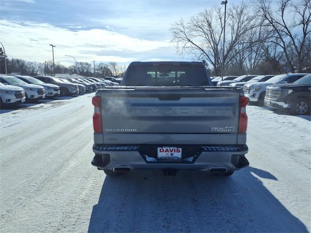 Used 2021 Chevrolet Silverado 1500 High Country image 4