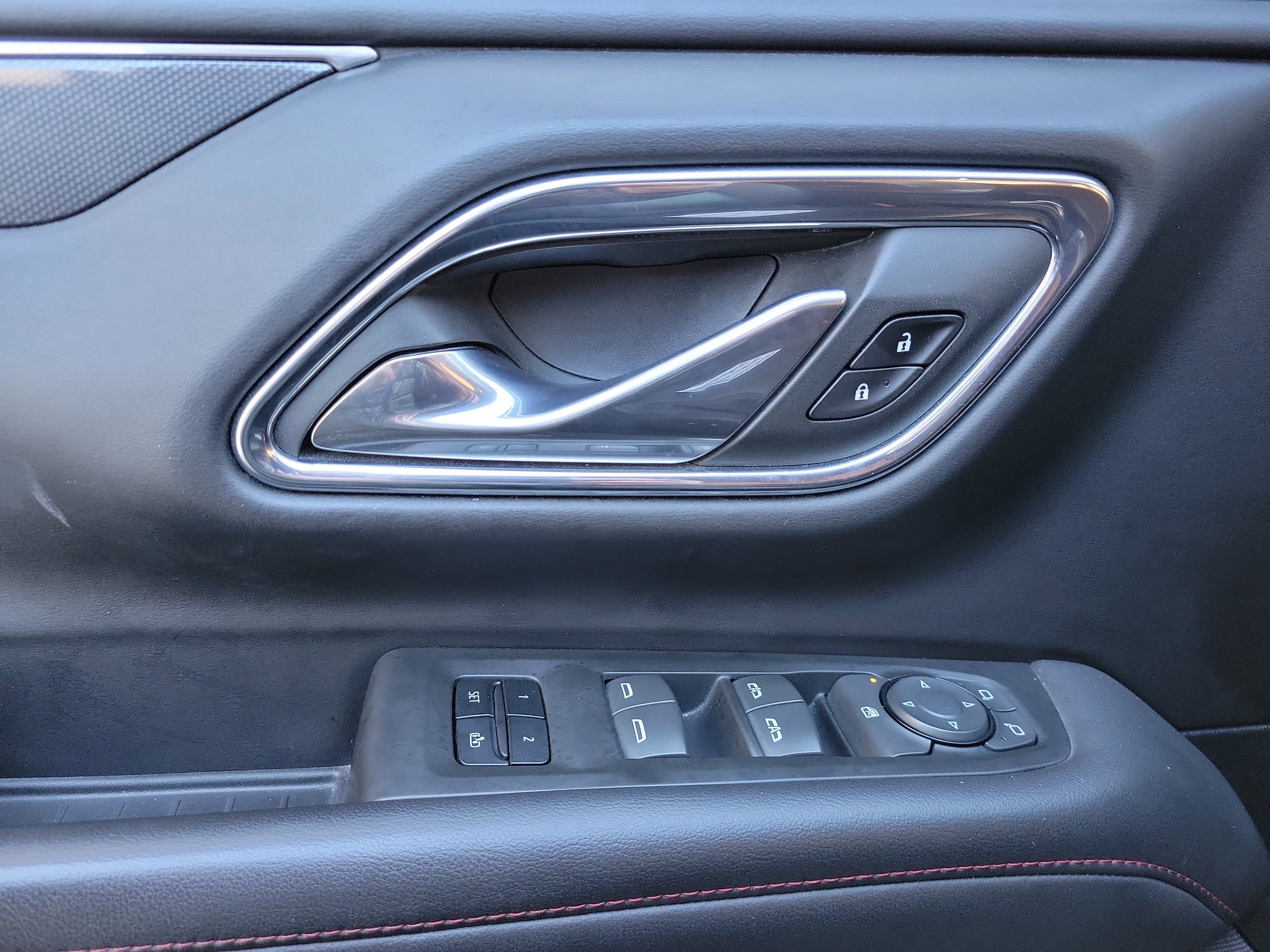 Used 2023 Chevrolet Suburban RST image 24