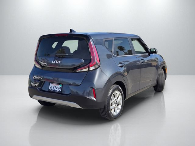 Used 2024 Kia Soul LX w/ Option Group 015 FWD image 4