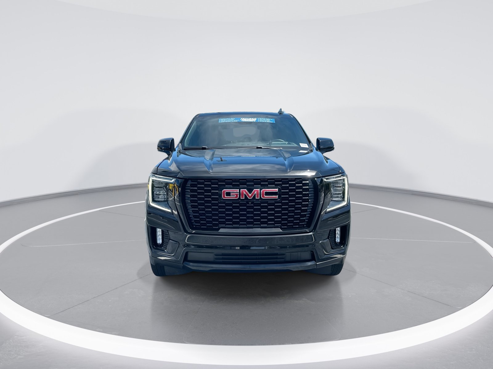 Used 2024 GMC Yukon Denali w/ Denali Reserve Package AWD/4WD image 3