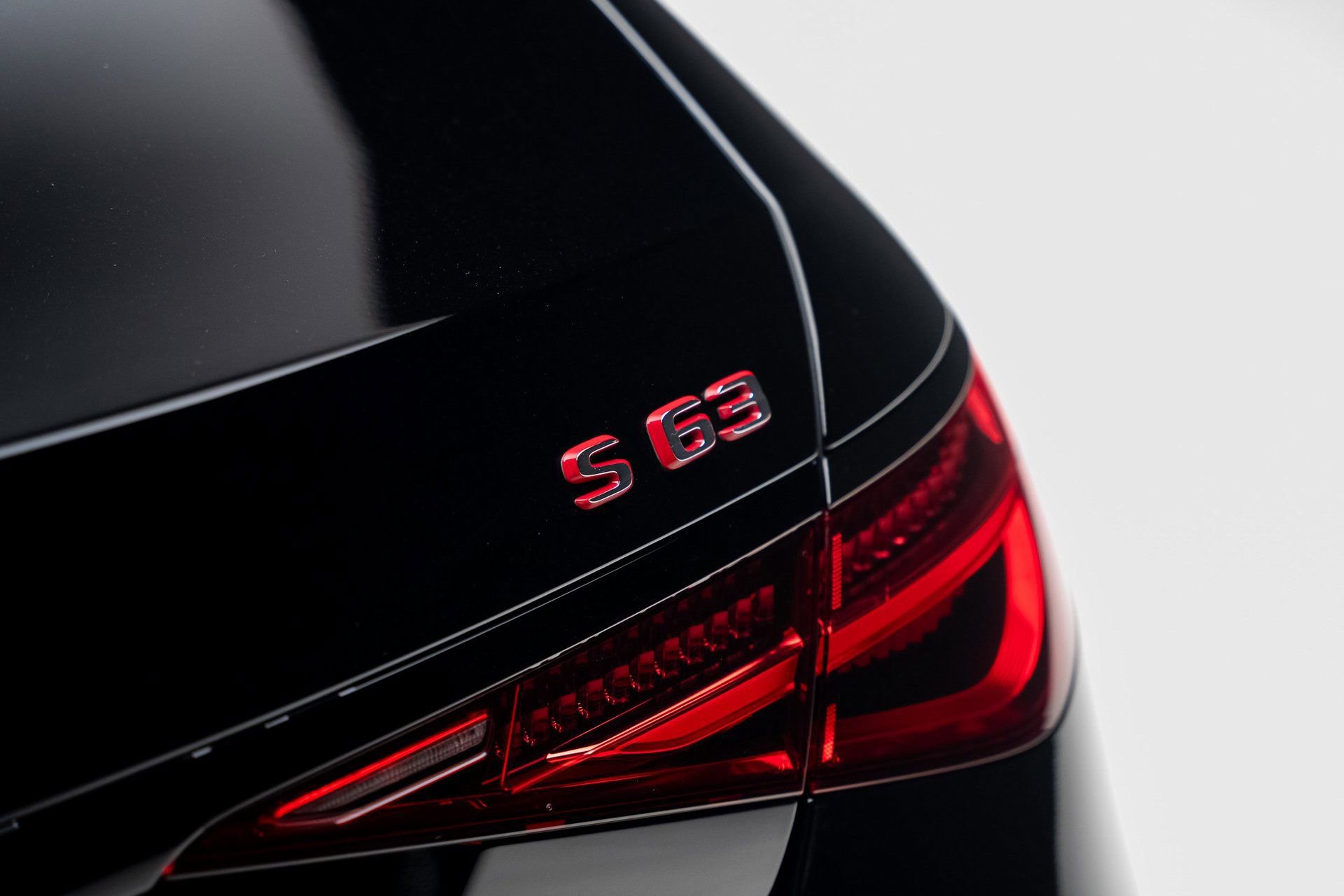 Used 2025 Mercedes-Benz S 63 AMG S image 34