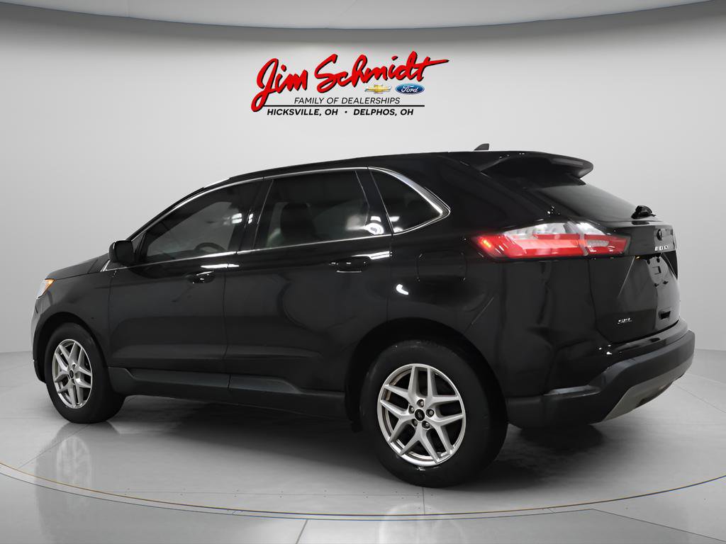 Used 2024 Ford Edge SEL w/ Convenience Package AWD/4WD image 4