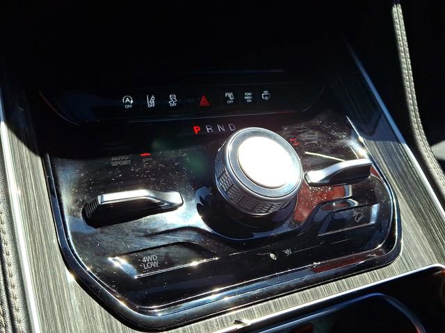 Used 2022 Jeep Wagoneer Series III w/ Premium Group I image 21