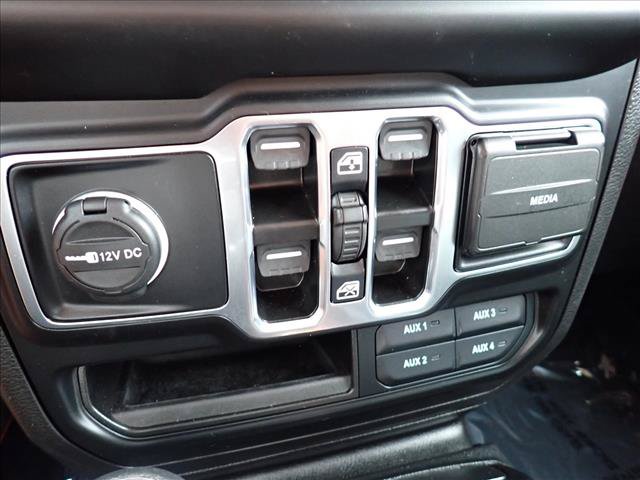 Used 2023 Jeep Wrangler Unlimited w/ Cold Weather Group AWD/4WD image 15