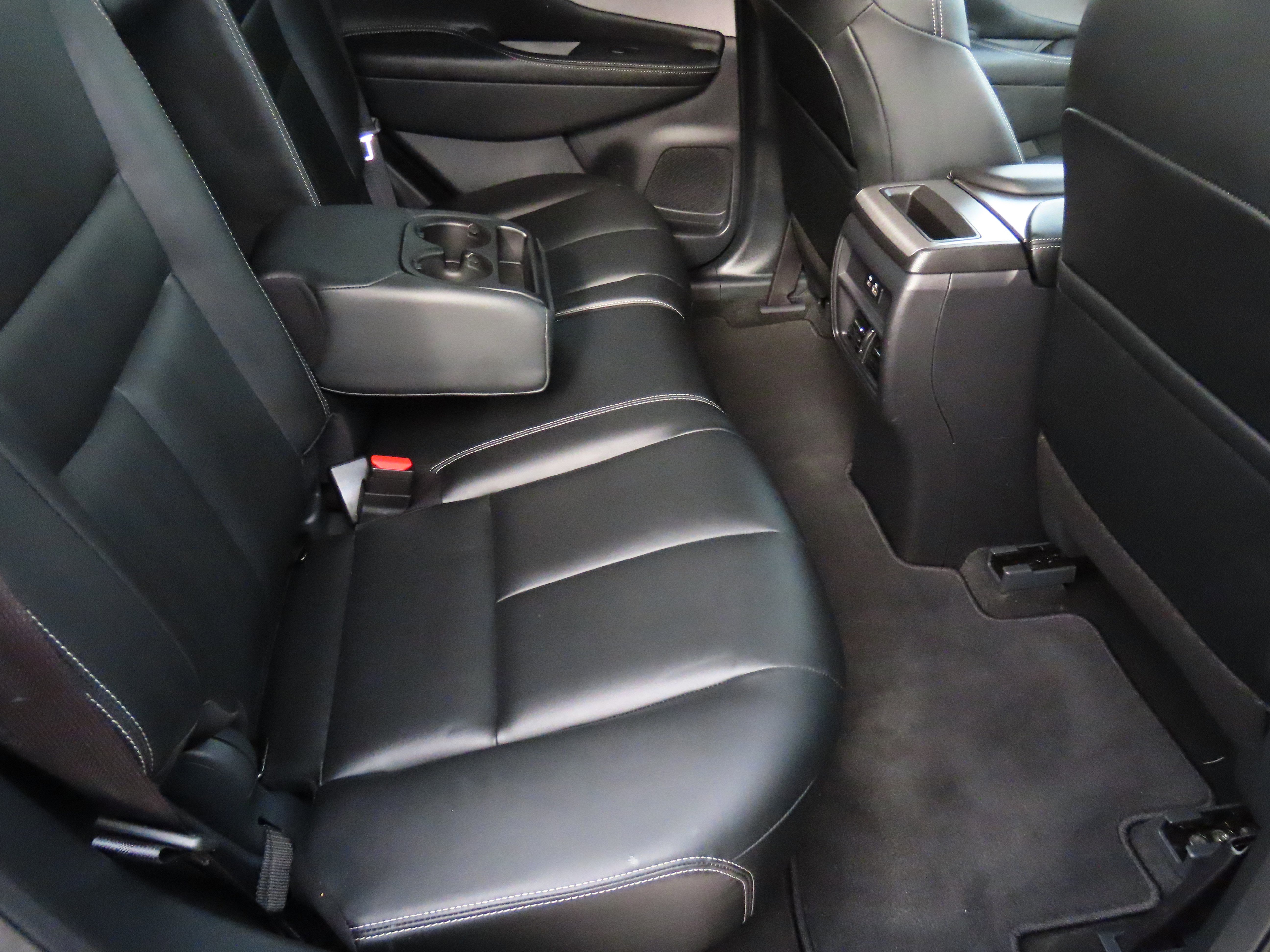 Used 2024 Nissan Murano SV w/ SV Midnight Edition Package image 13