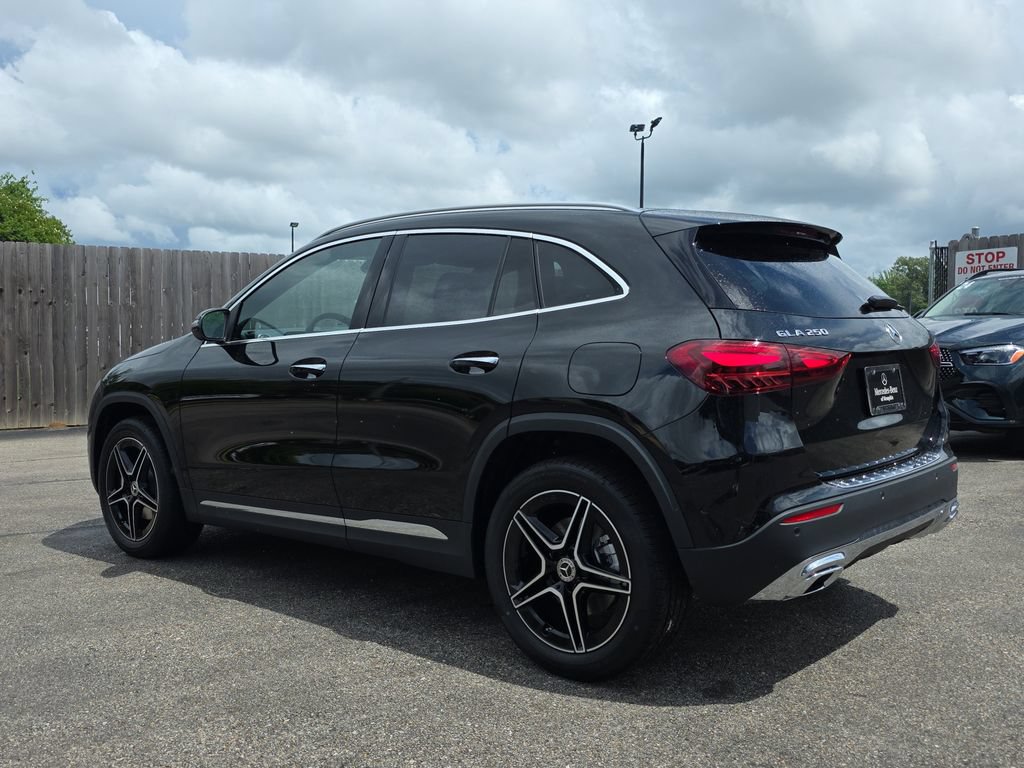 New 2026 Mercedes-Benz GLA 250 4MATIC image 3