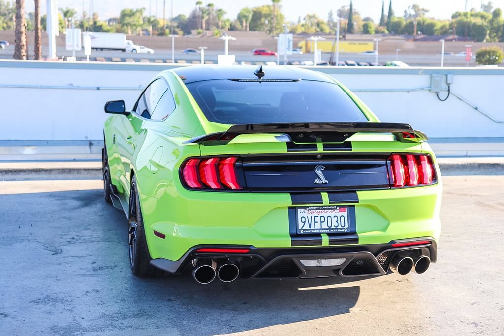 Used 2020 Ford Mustang Shelby GT500 w/ Technology Package RWD image 7