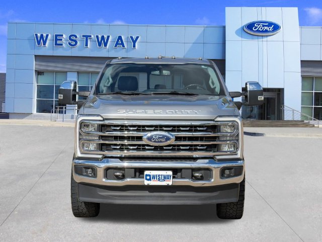 Used 2023 Ford F350 Lariat w/ Chrome Package AWD/4WD image 7