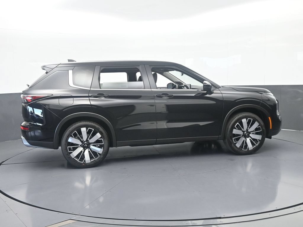 New 2026 Mitsubishi Outlander SE FWD image 7