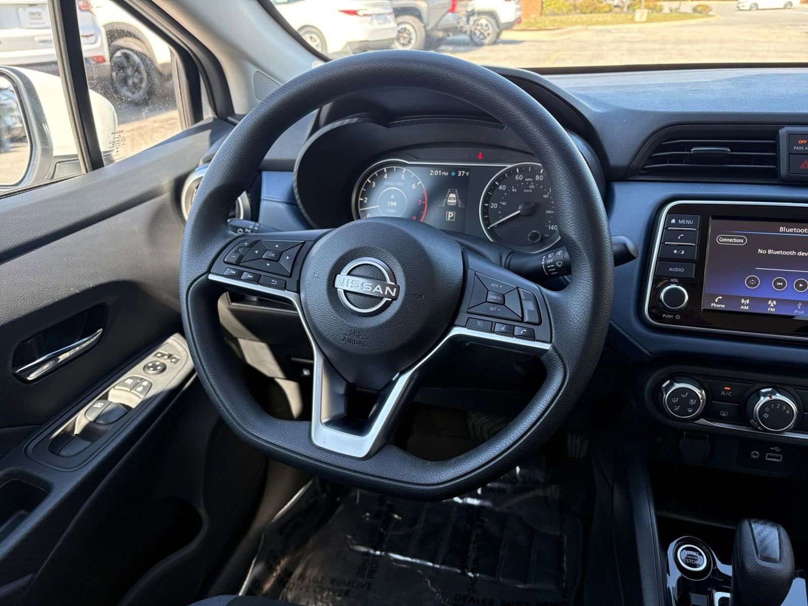 Used 2025 Nissan Versa SV image 32