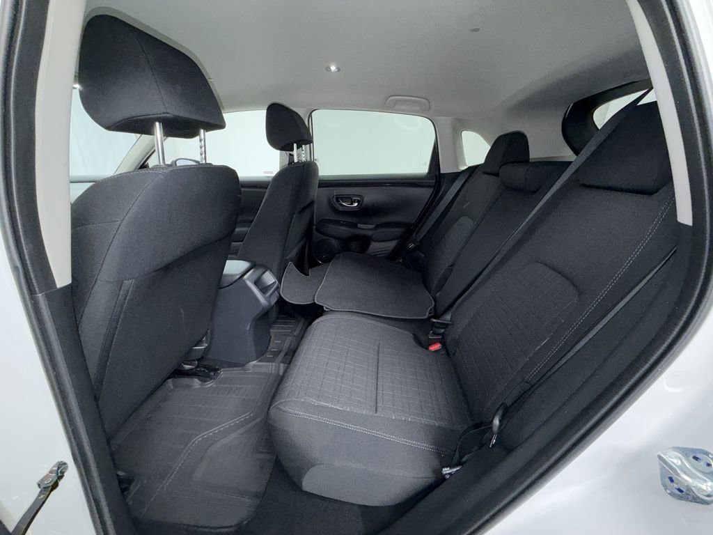 New 2026 Honda HR-V LX image 18