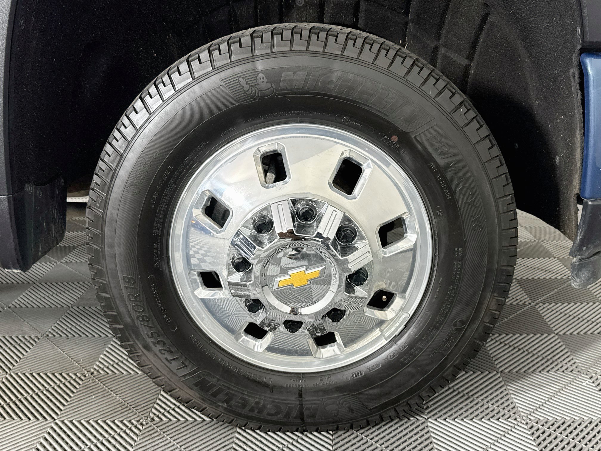 Used 2026 Chevrolet Silverado 3500 High Country w/ High Country Premium Package AWD/4WD image 47