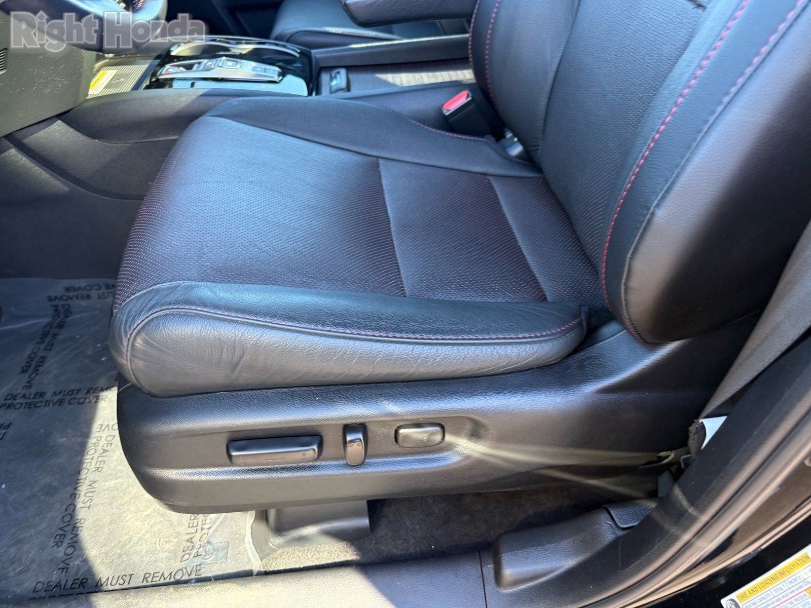 Used 2022 Honda Pilot Black Edition image 13