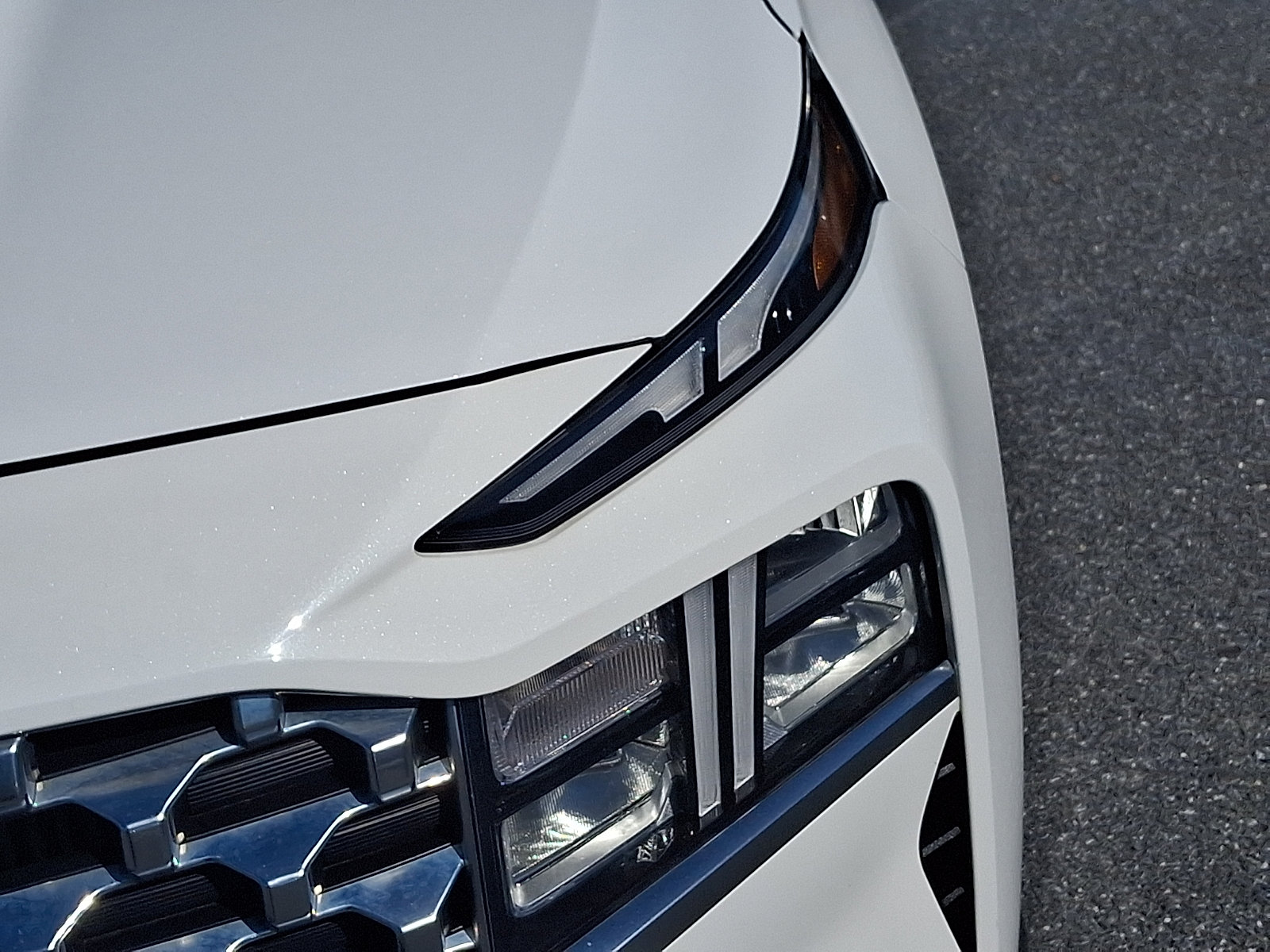 Certified 2023 Hyundai Santa Fe SEL Premium AWD/4WD image 10