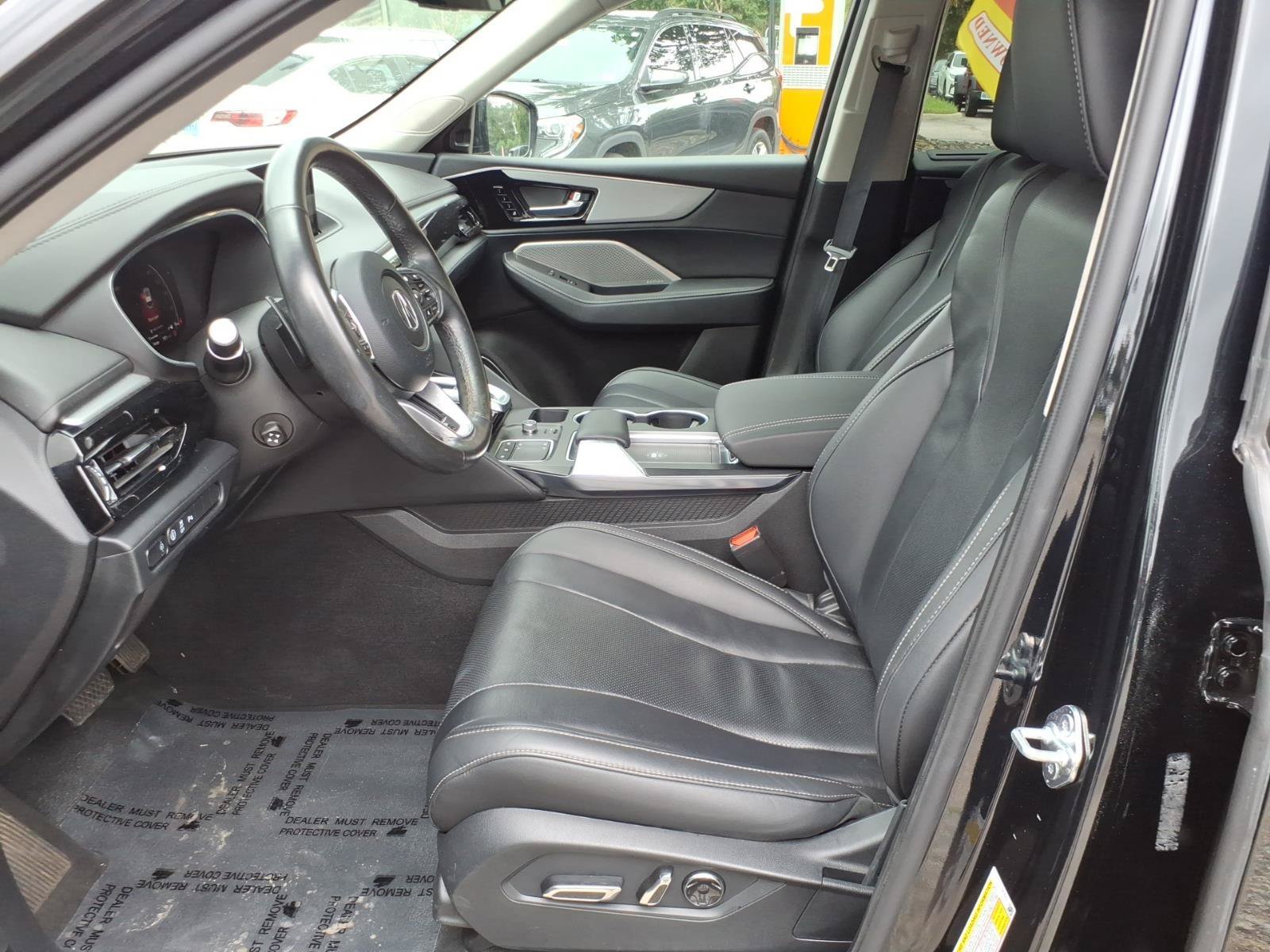 Used 2023 Acura MDX w/ Technology Package AWD/4WD image 12