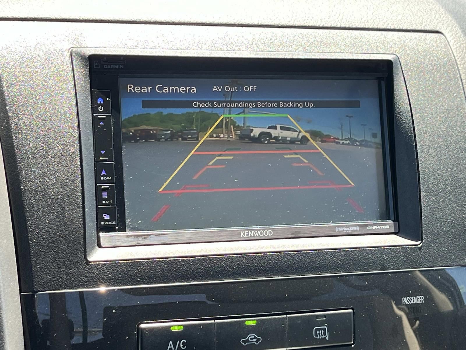 Used 2010 Toyota Tundra 4x4 Double Cab image 32