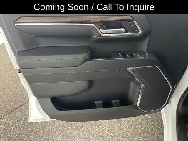 Used 2024 GMC Sierra 1500 Elevation AWD/4WD image 2