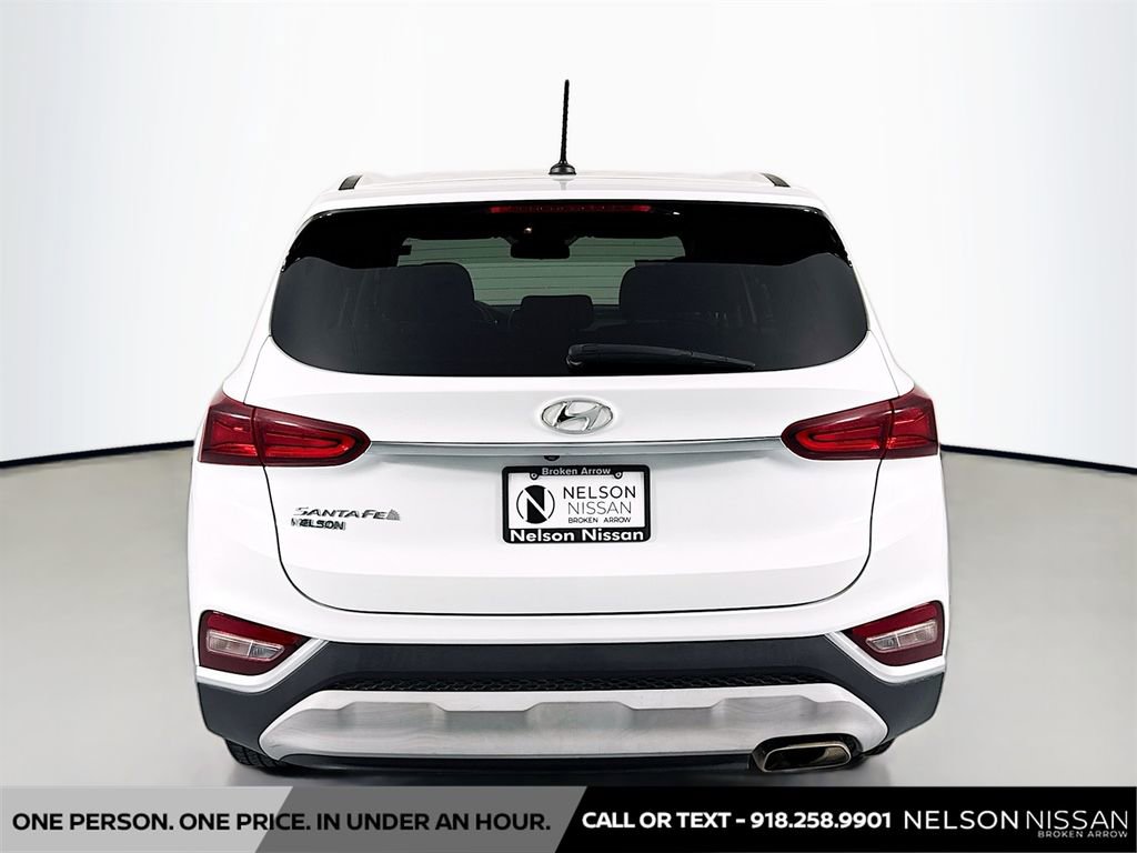 Used 2019 Hyundai Santa Fe SE FWD image 6