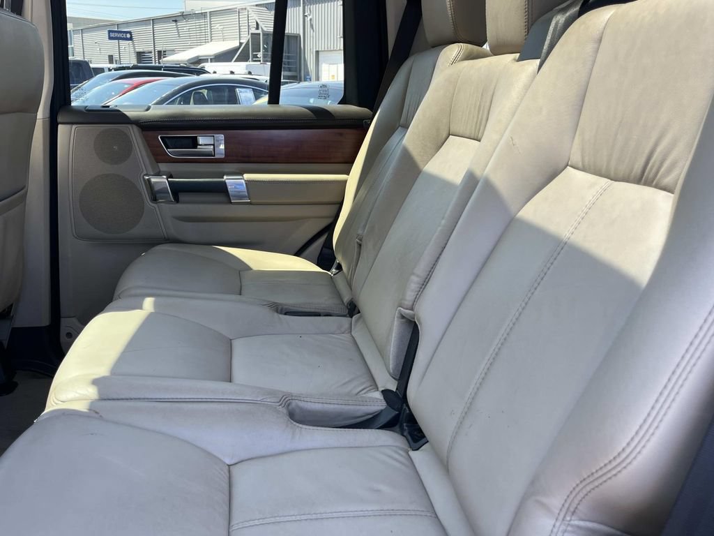 Used 2014 Land Rover LR4 HSE LUX AWD/4WD image 21