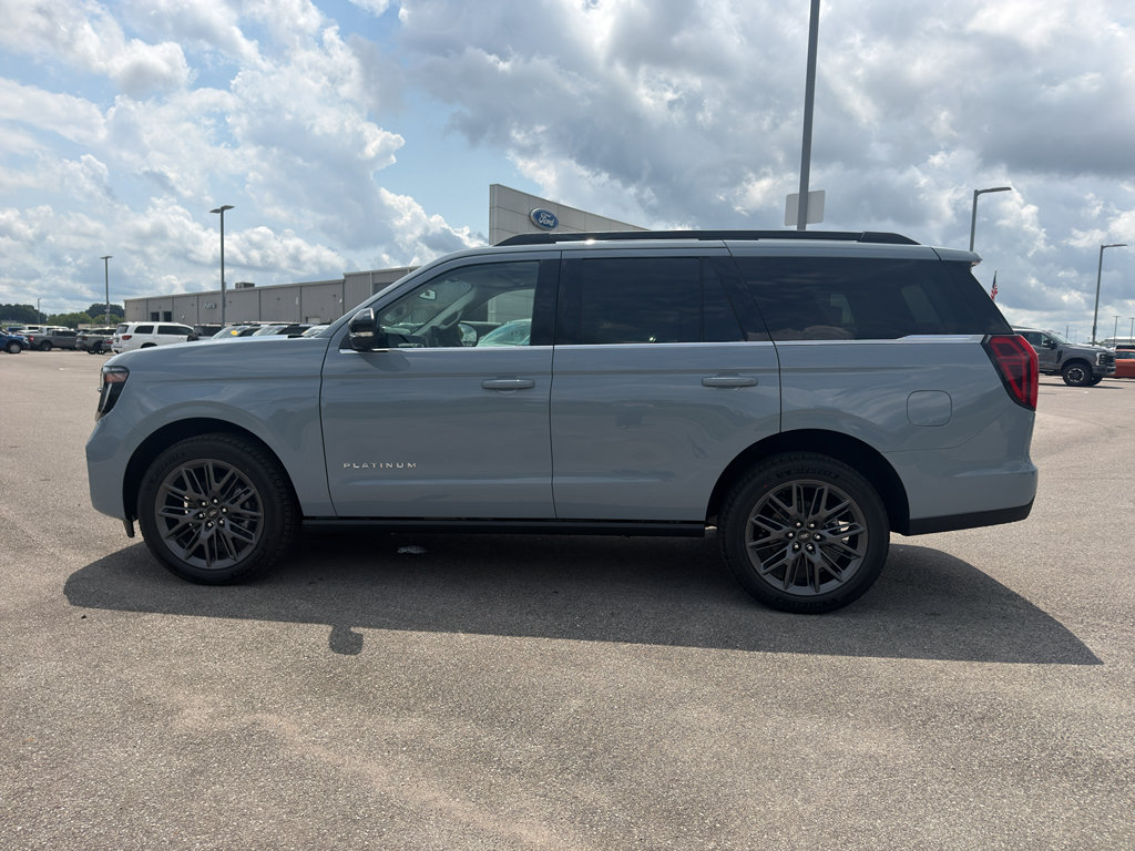 New 2027 Ford Expedition Platinum w/ Driver's Package AWD/4WD image 8