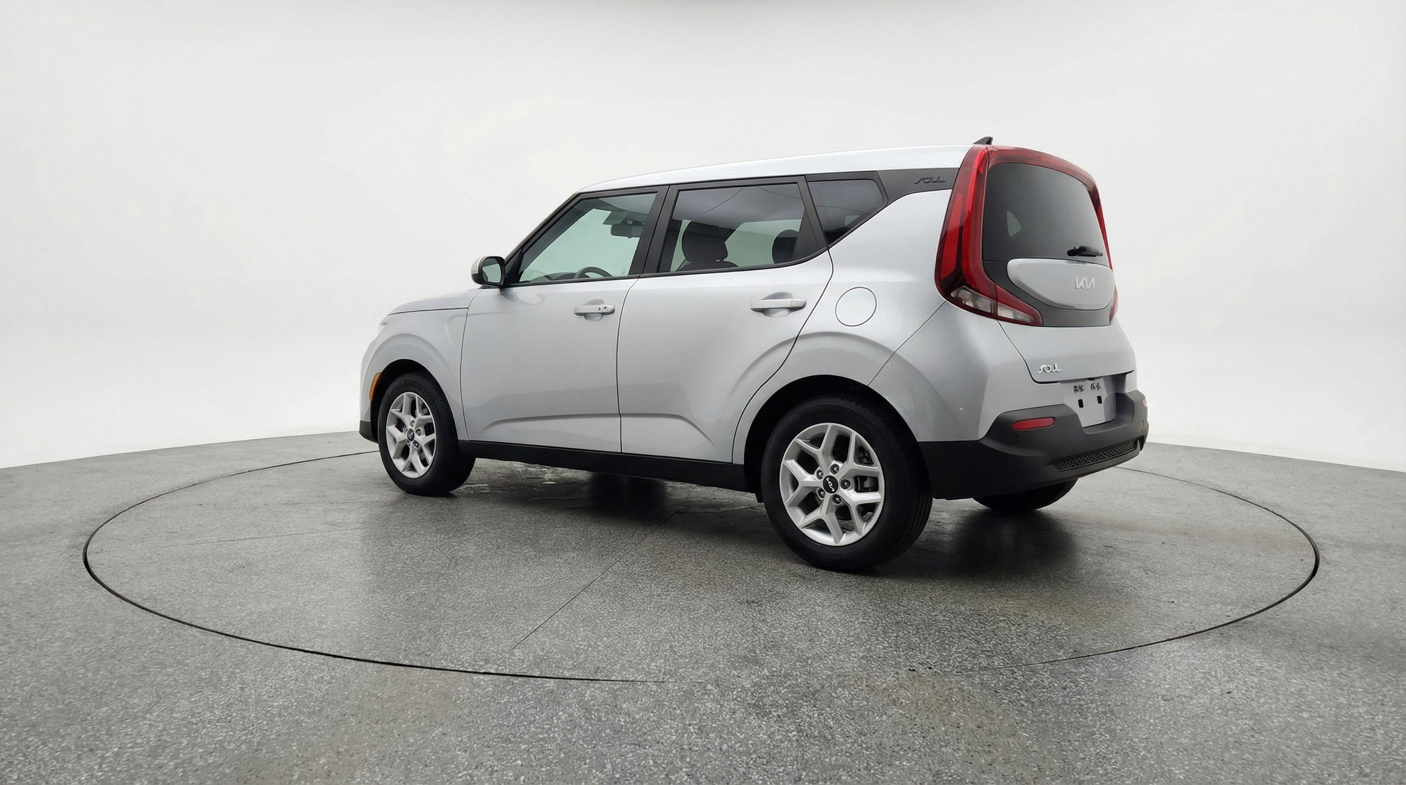 Used 2025 Kia Soul LX w/ LX Technology Package image 6