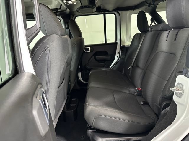 Used 2023 Jeep Wrangler Unlimited w/ Cold Weather Group image 25