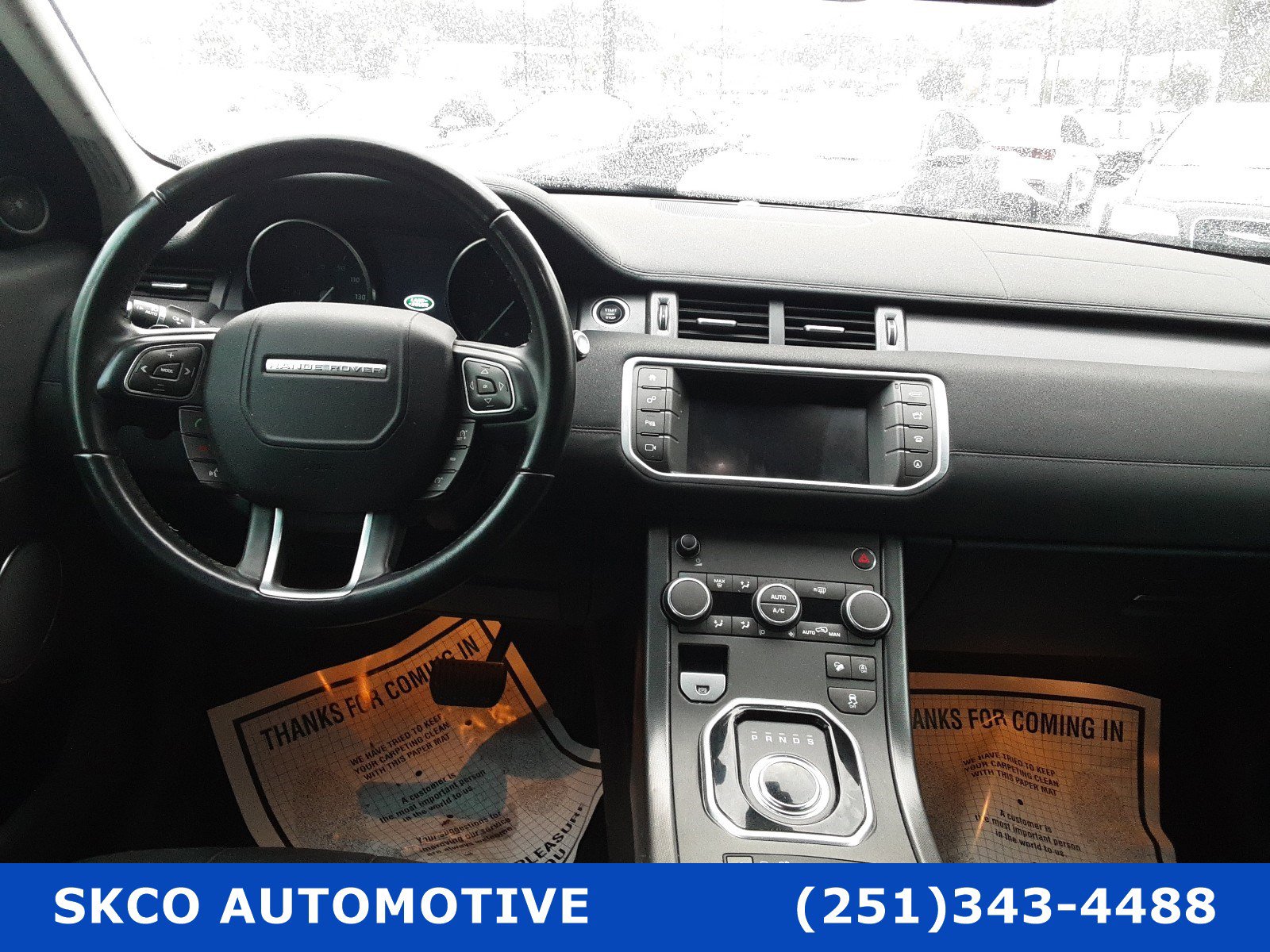 Used 2019 Land Rover Range Rover Evoque SE image 15