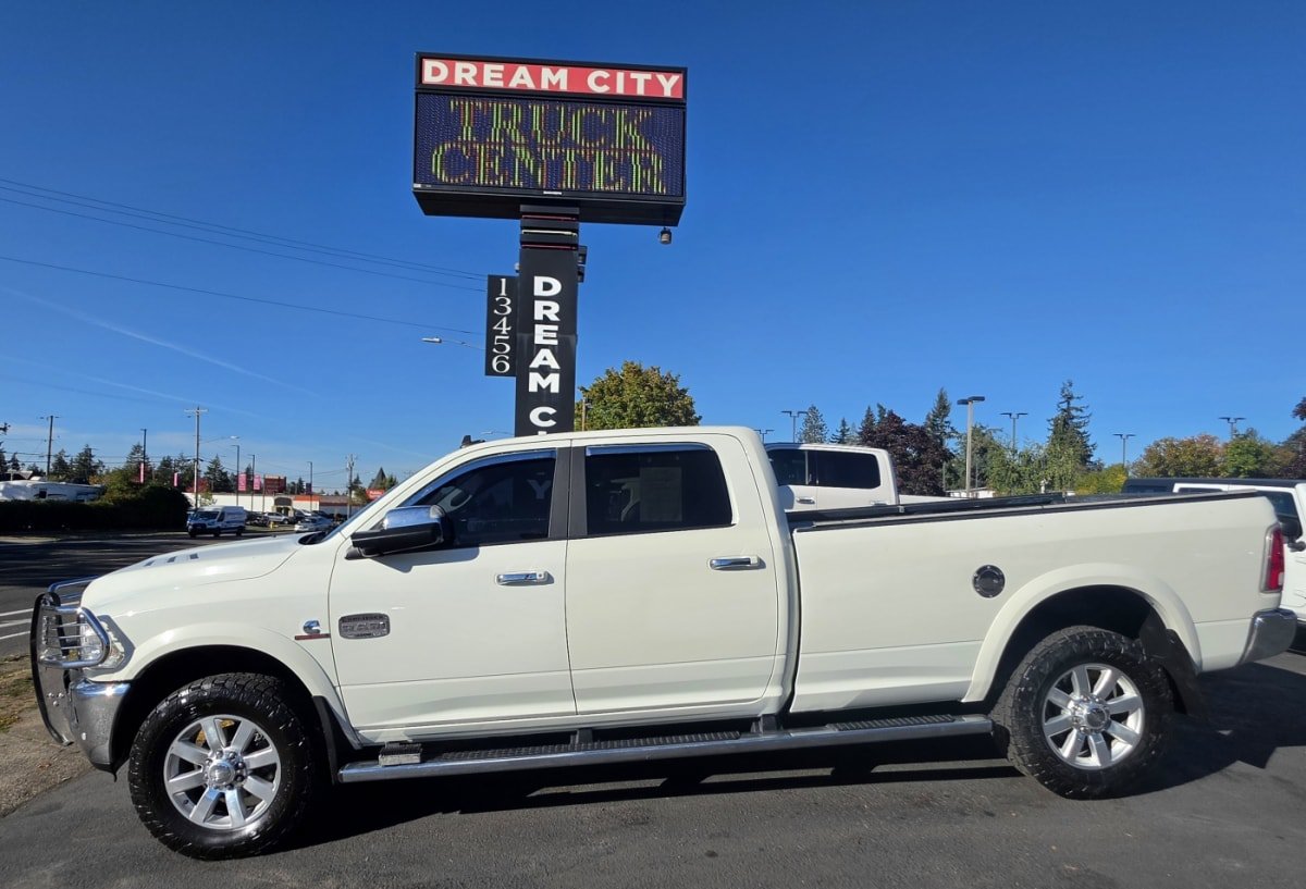 Used 2017 RAM 3500 Laramie Longhorn w/ Convenience Group AWD/4WD image 2