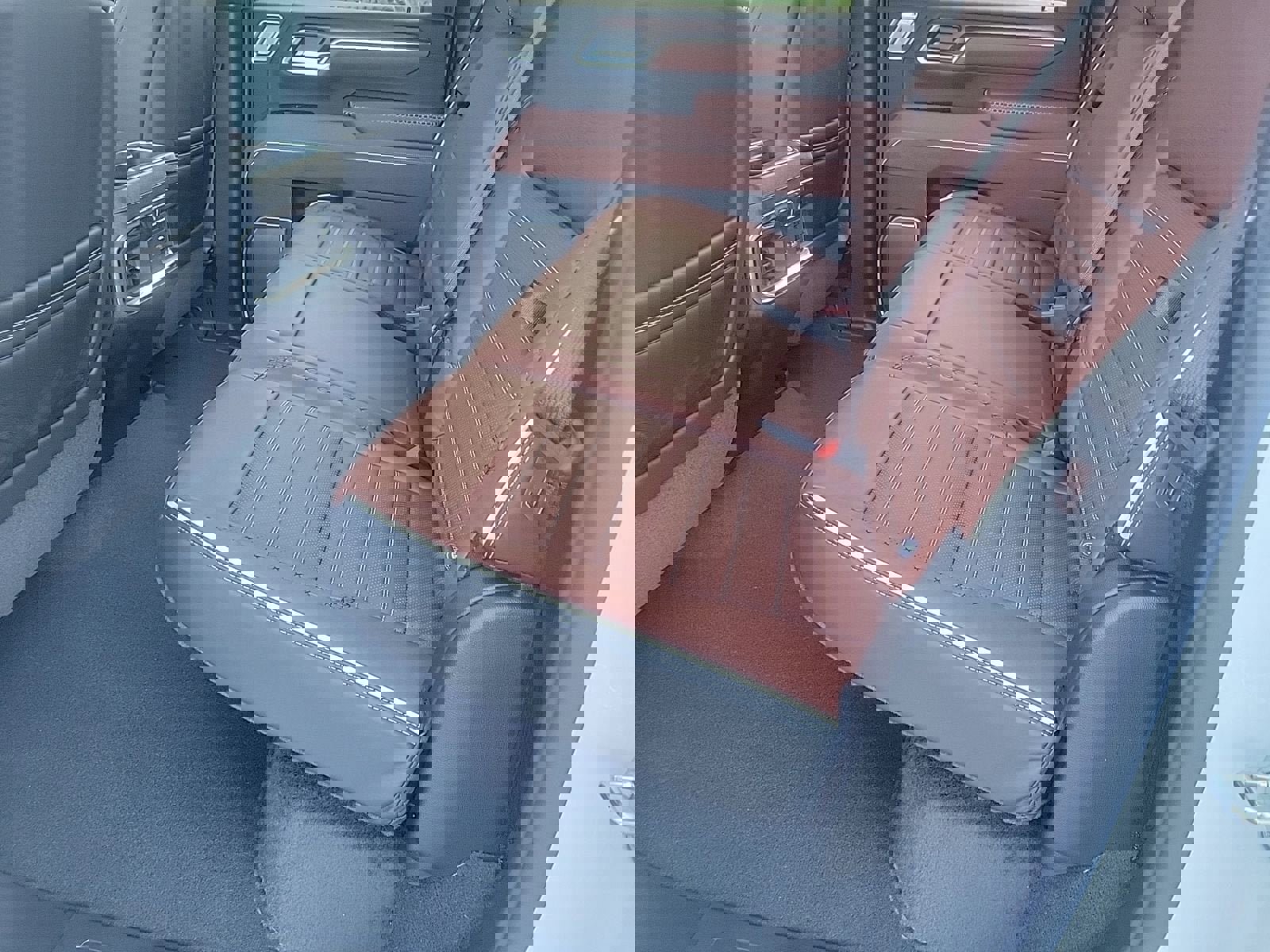 New 2026 GMC Sierra 2500 Denali Ultimate image 12