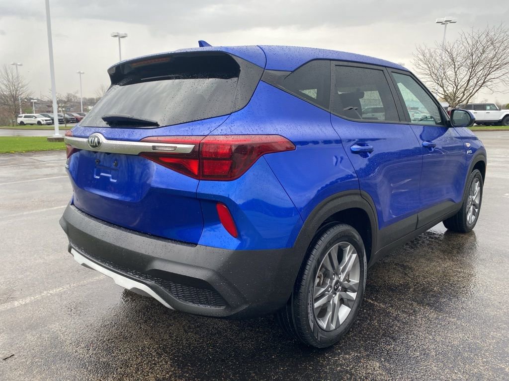 Certified 2021 Kia Seltos LX image 3