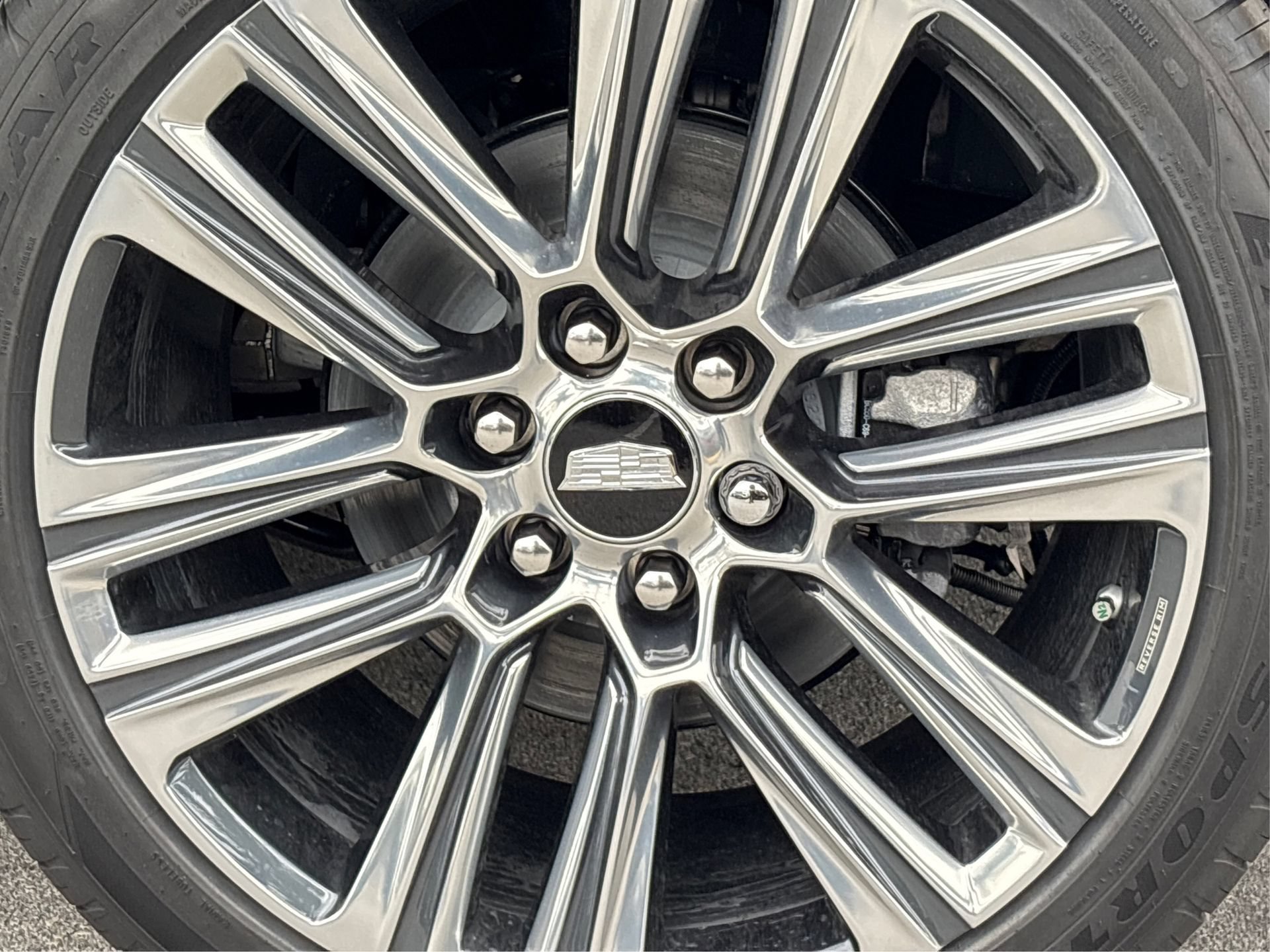 New 2026 Cadillac Vistiq Premium Luxury AWD/4WD image 13