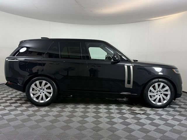 New 2025 Land Rover Range Rover SE image 7