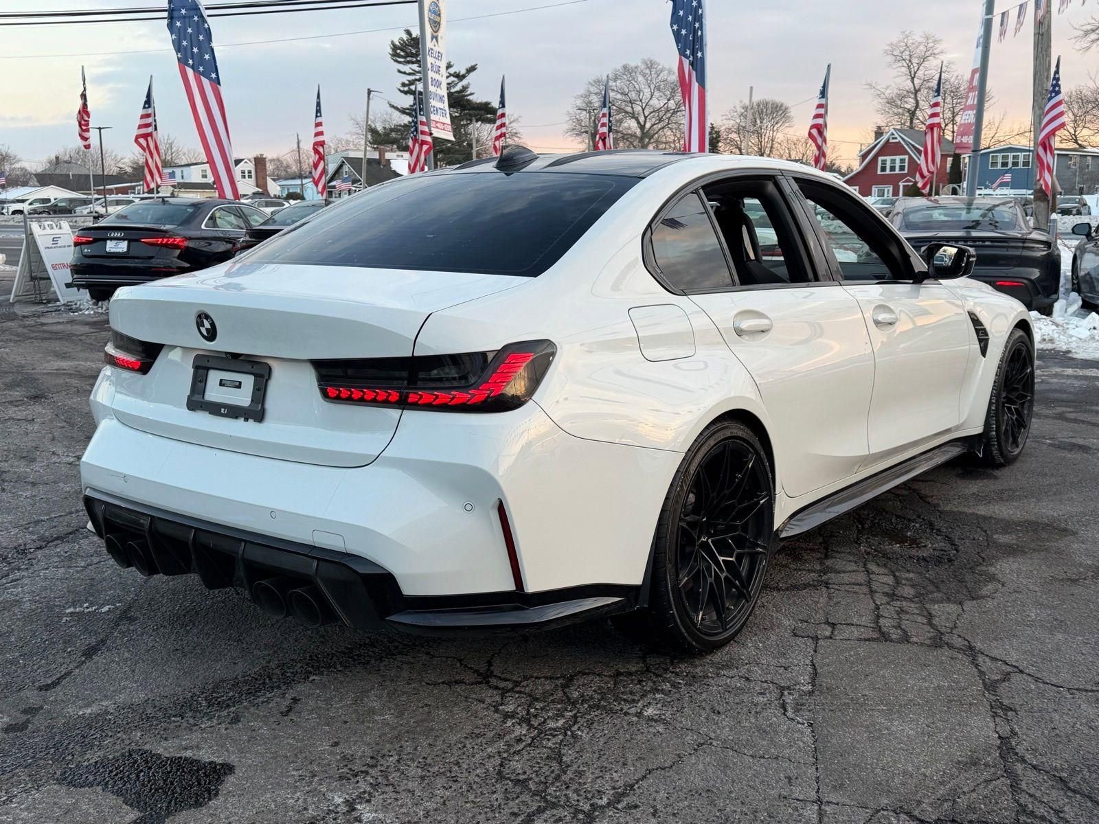 Used 2022 BMW M3 Competition w/ M Carbon Exterior Package image 8