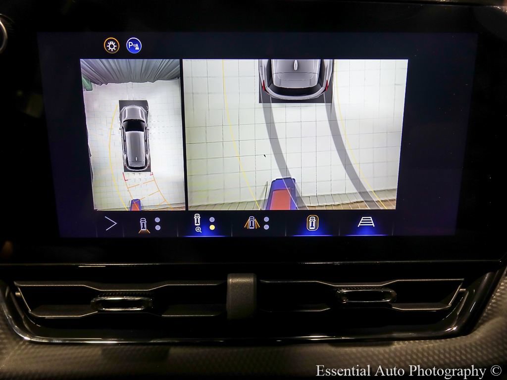 New 2026 Chevrolet Equinox RS w/ Safety and Technology Package FWD image 22