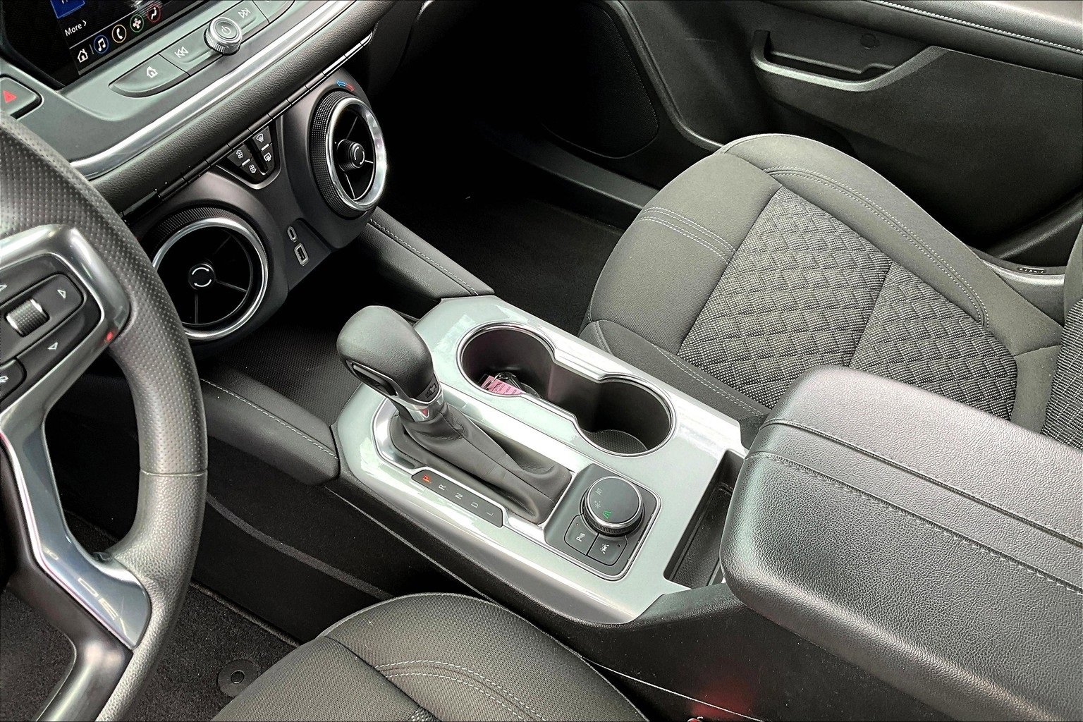 Used 2022 Chevrolet Blazer LT image 14