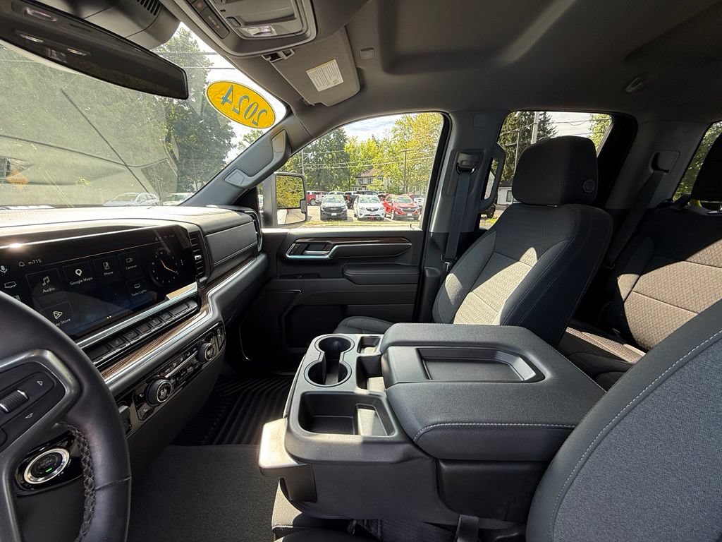 Used 2024 Chevrolet Silverado 2500 LT w/ Convenience Package AWD/4WD image 18