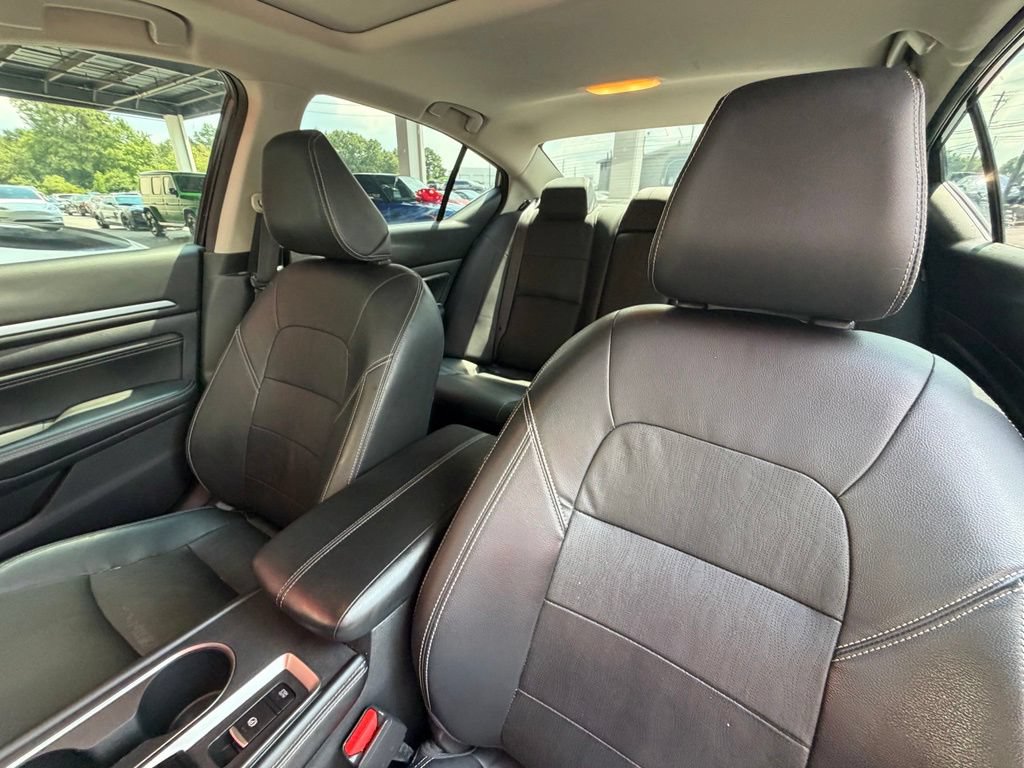 Used 2019 Nissan Altima 2.5 Platinum FWD image 30