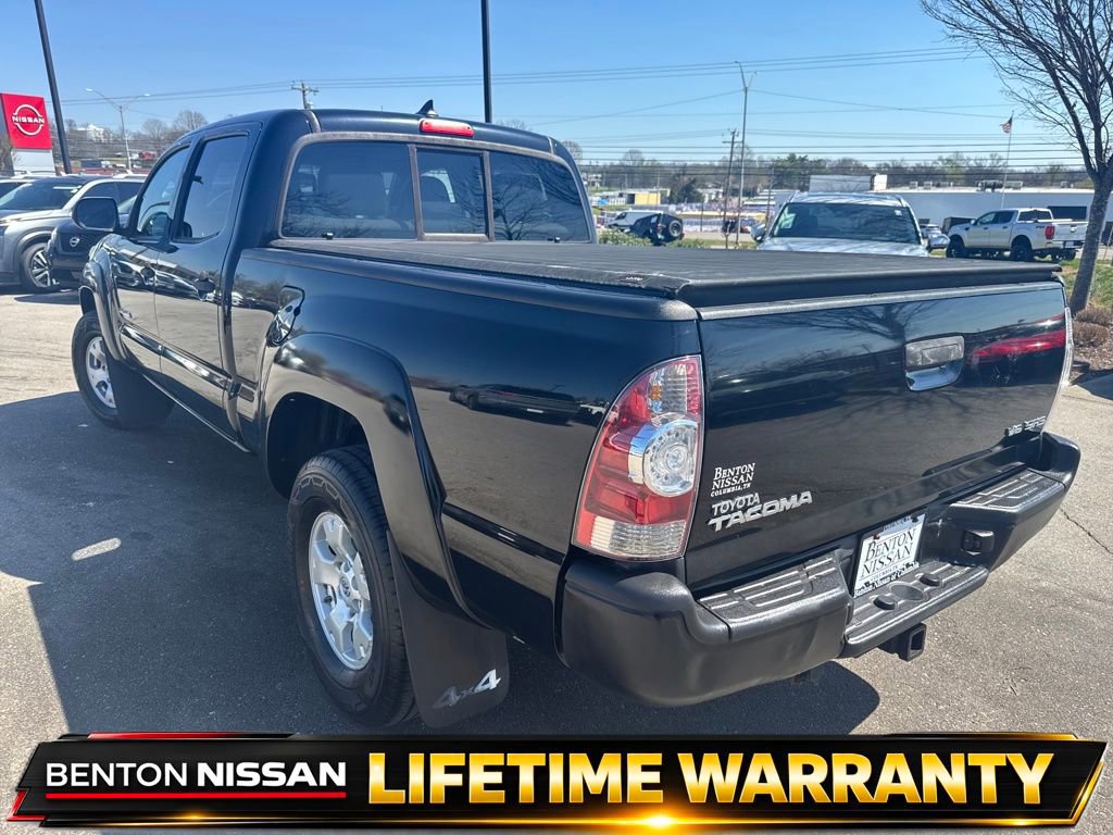 Used 2015 Toyota Tacoma 4x4 Double Cab w/ SR5 Package image 7