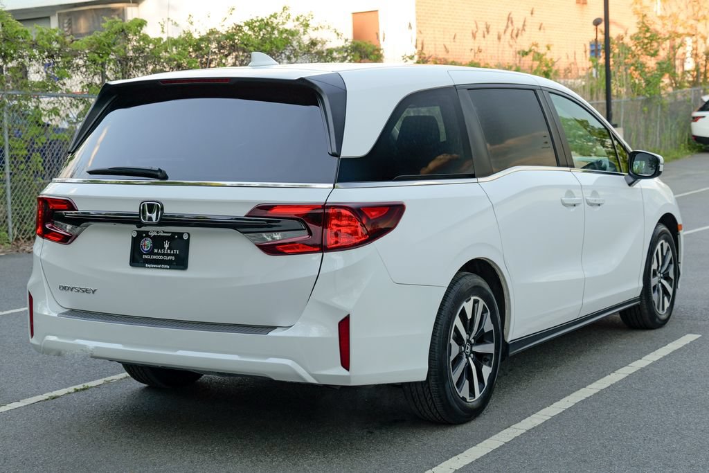 Used 2025 Honda Odyssey EX-L image 7