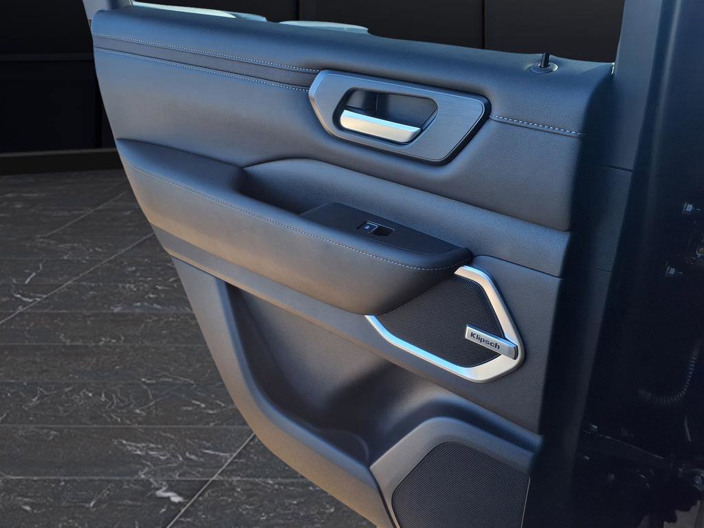 New 2026 Nissan Armada Platinum Reserve image 21